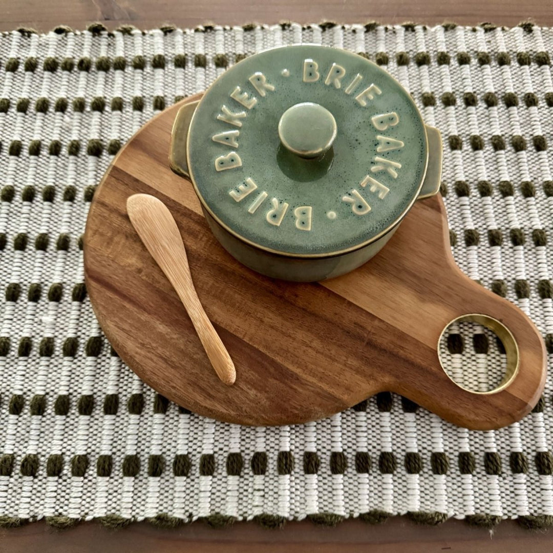 Acacia &amp; Brass Serving Board Natural - Davis &amp; Waddell - Ruby&