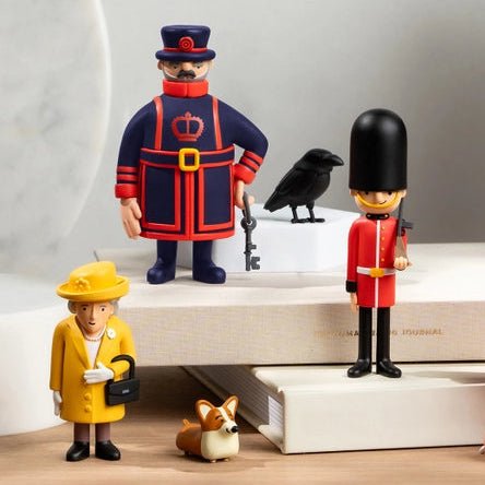 Beefeater &amp; Raven Figure Figures - Collectable Cities - Ruby&