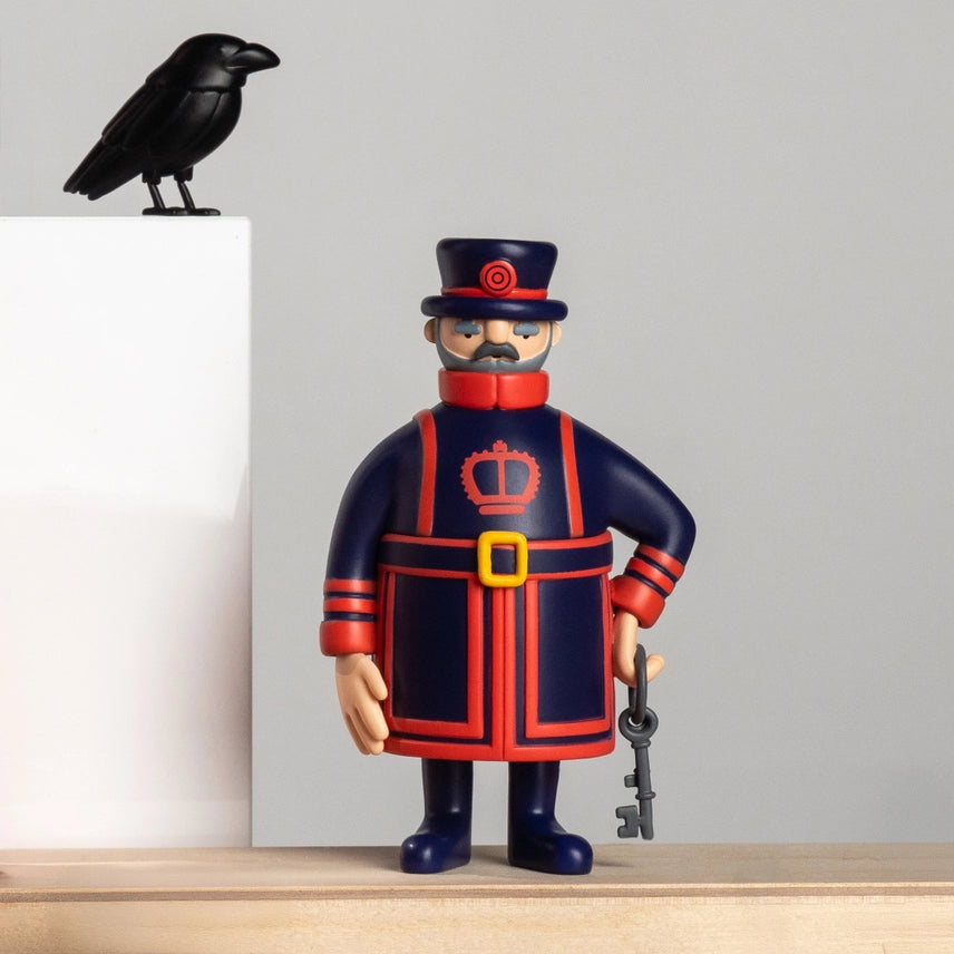 Beefeater &amp; Raven Figure Figures - Collectable Cities