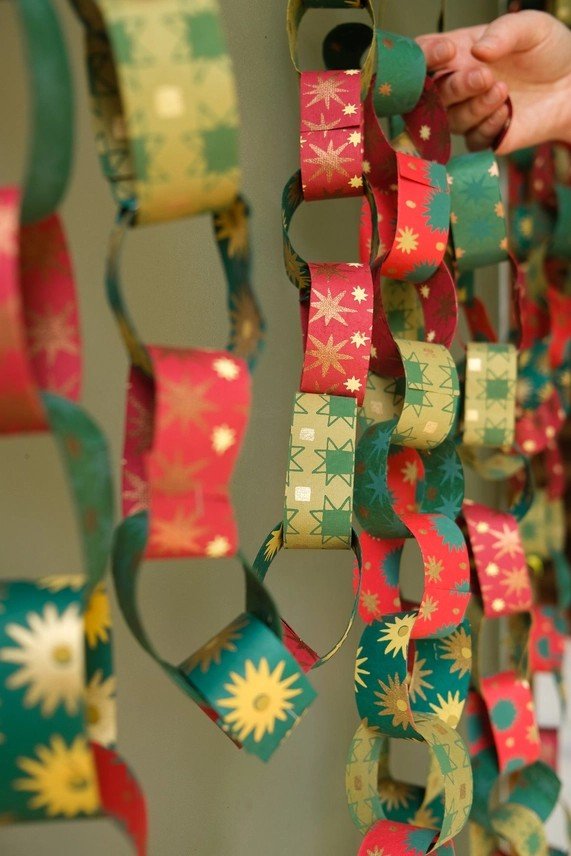 East End Press Festive Paper Chain Kit - Ruby's Home Store