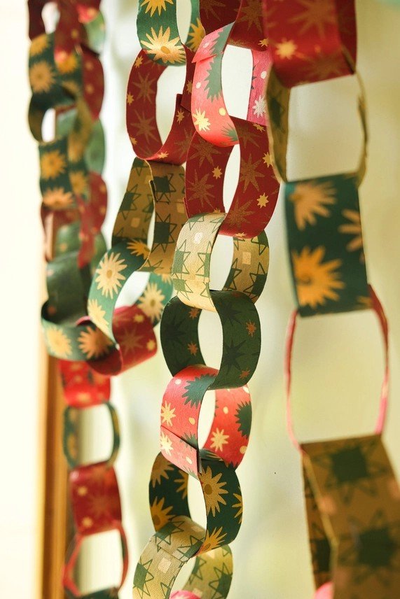 East End Press Festive Paper Chain Kit - Ruby's Home Store