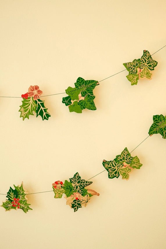 Holly &amp; Ivy Sewn Garland - East End Press - Ruby&