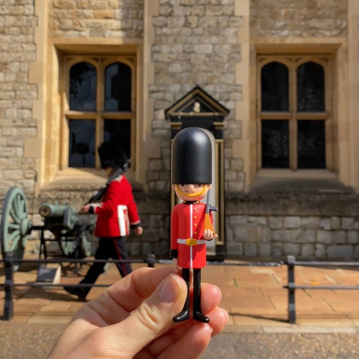 London Guard Figure - Collectable Cities - Ruby&