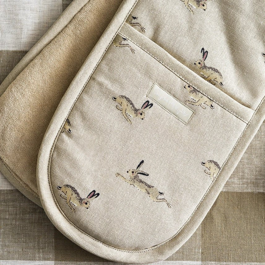 Sophie Allport Hare Double Oven Glove - Ruby&