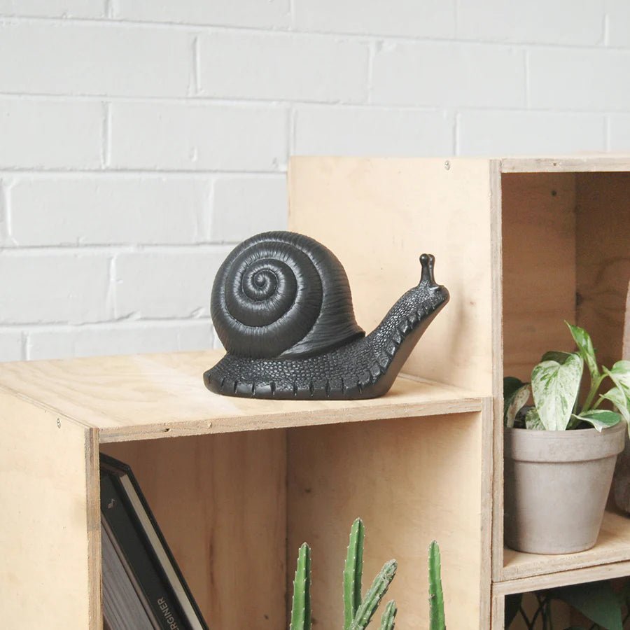 Table Snail - White Moose - Ruby's Home Store