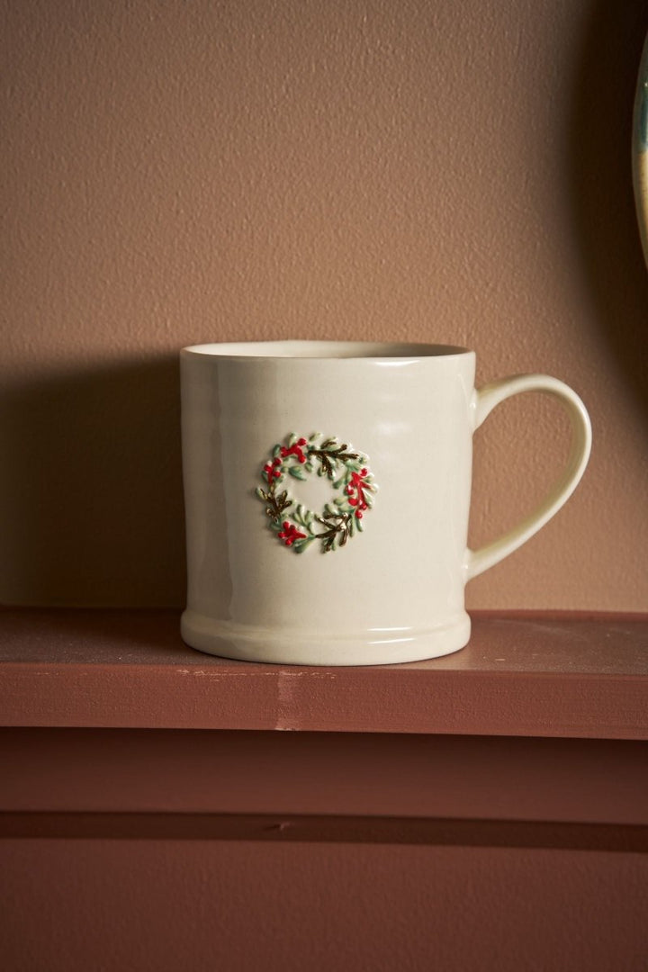 Wreath Favourite Things Mug - Robert Gordon - Ruby&